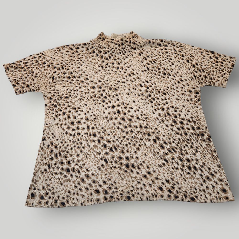 August Silk PETITES Women's PM 100% SILK Tan Leopard Print Short Sleeve Sweater
